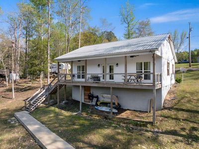 195 County Road 942