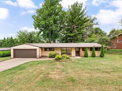 Property at 650 Hampshire Rd, Fairlawn, OH