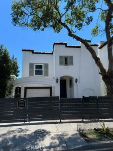 1014 Gaviota Ave