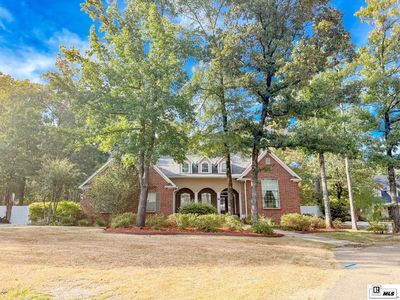 211 Bayside Dr