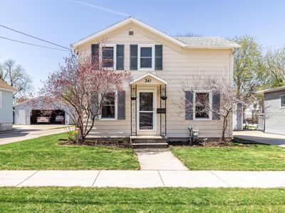 341 Rosalia St