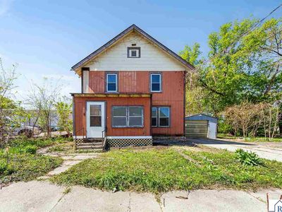 129 W Ruth St