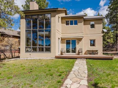 660 Twincreek Circle