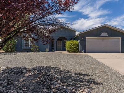 2595 Diamond Peak Dr NE