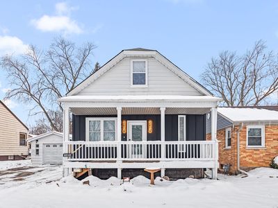 3606 Emerald Ave