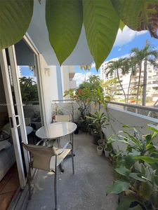 1658 Bay Rd APT 203