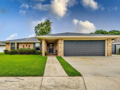 115 McAllen Dr