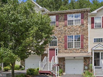 Property at 278 Yorktown Ct, Malvern, PA