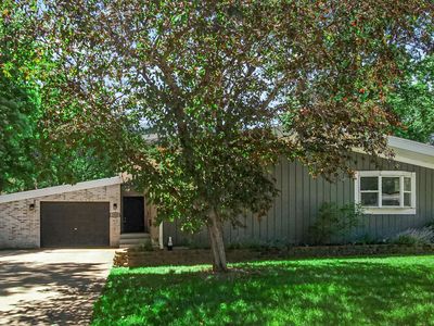 2548 Wicker Ave