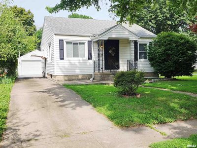 2537 Holmes Ave