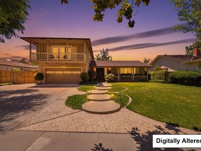 5863 Antigua Dr