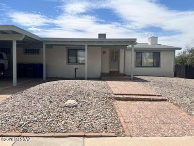 421 N Banff Ave