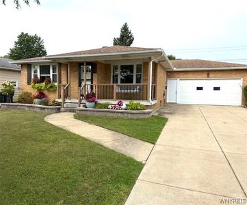 6 Madaline Ln
