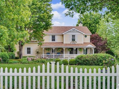618 E 1714th Rd