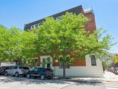 1001 N Paulina St APT 2