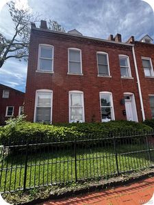 1917 S 11th St