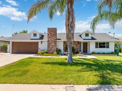 1049 Homassel Avenue