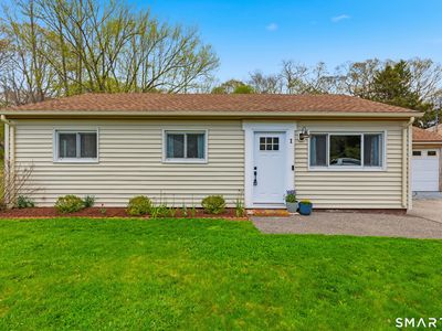 Property at 1 Meadow Lark Lane, Stonington, CT