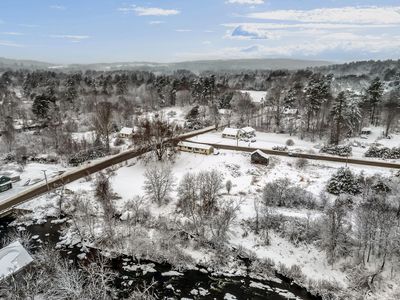 658 Lucy Knowles Road