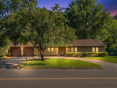 1218 Eden Dr