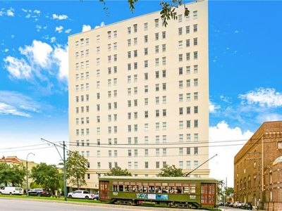 1205 Saint Charles Ave APT 1015