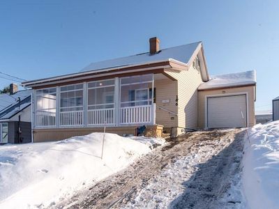 186 Mountain View Avenue