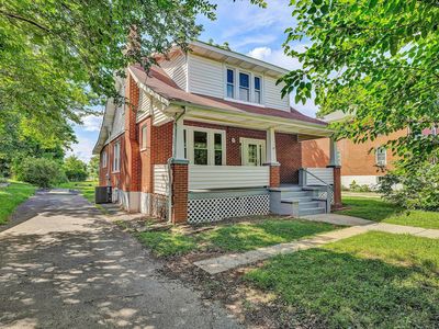 118 Lee Ave NE
