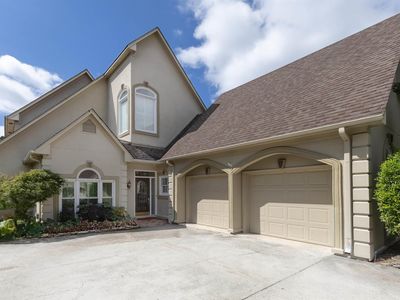 408 Rockport Ln