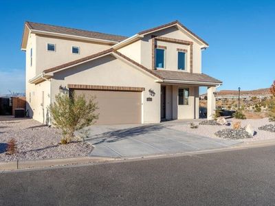 1017 N Pleasant Valley Ln