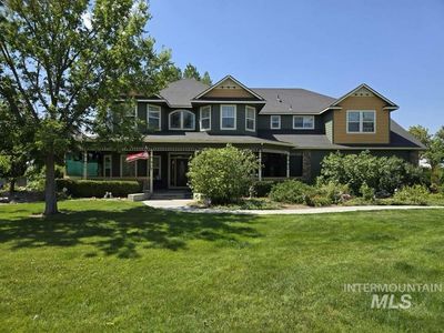 3685 E Indian Trail Ln