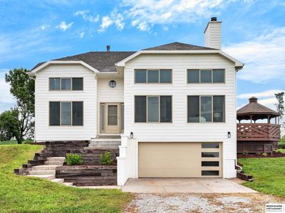 12400 W Fletcher Ave