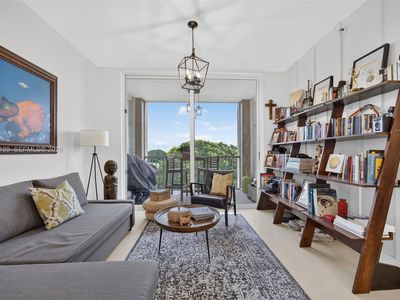 9755 NW 52nd St APT 509