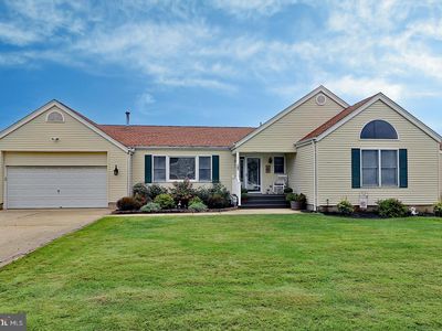 105 Greenwood Ln