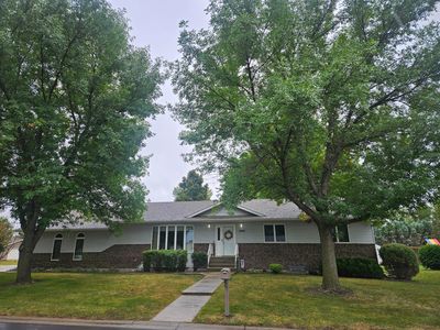 1409 6th Ave N