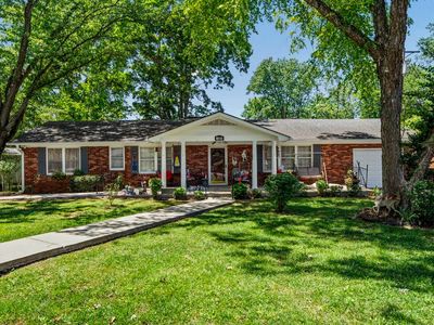 2501 Mohawk Dr
