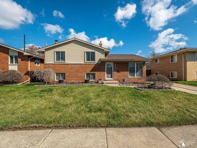 22244 Candace Dr