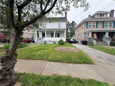 21 Parkwood Boulevard