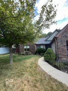 8823 Wintergreen Way