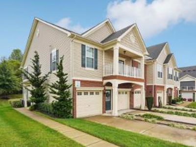 160 Burley St APT 201