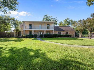 4702 Bayou Vista Dr