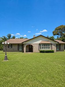 148 Hickory Dr
