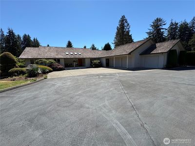 721 Fairway Drive