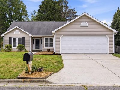 6 Hickory Knoll Ct