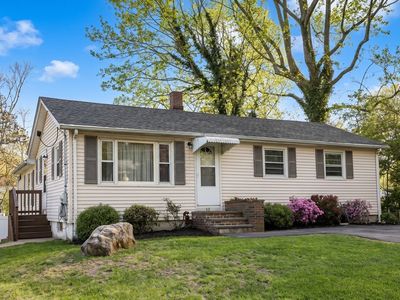 10 Edson St