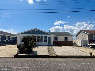 14 S Boston Dr