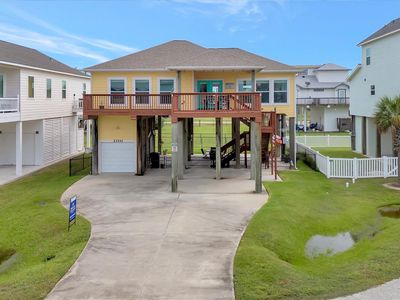 Property at 23111 Miramar Cir, Galveston, TX