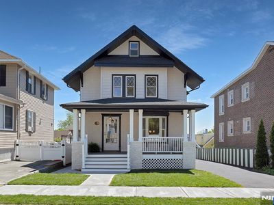 Property at 132 Argyle Pl, Kearny, NJ