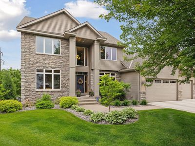 11450 Hazelwood Ln N