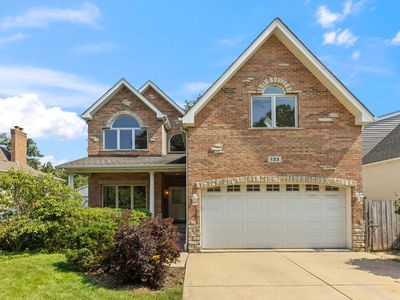 133 N Geneva Ave