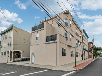 1 Grant St #1